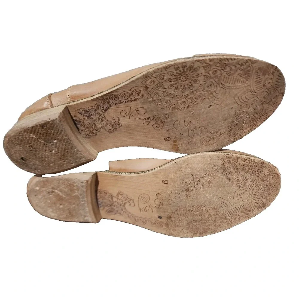 Naughty Monkey‎ Slip Knot Oxford  Women's Size 9 Tan Slip On Casual Shoe